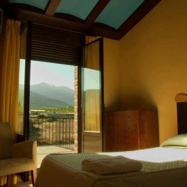 Hotel El Comendador Anon Room photo